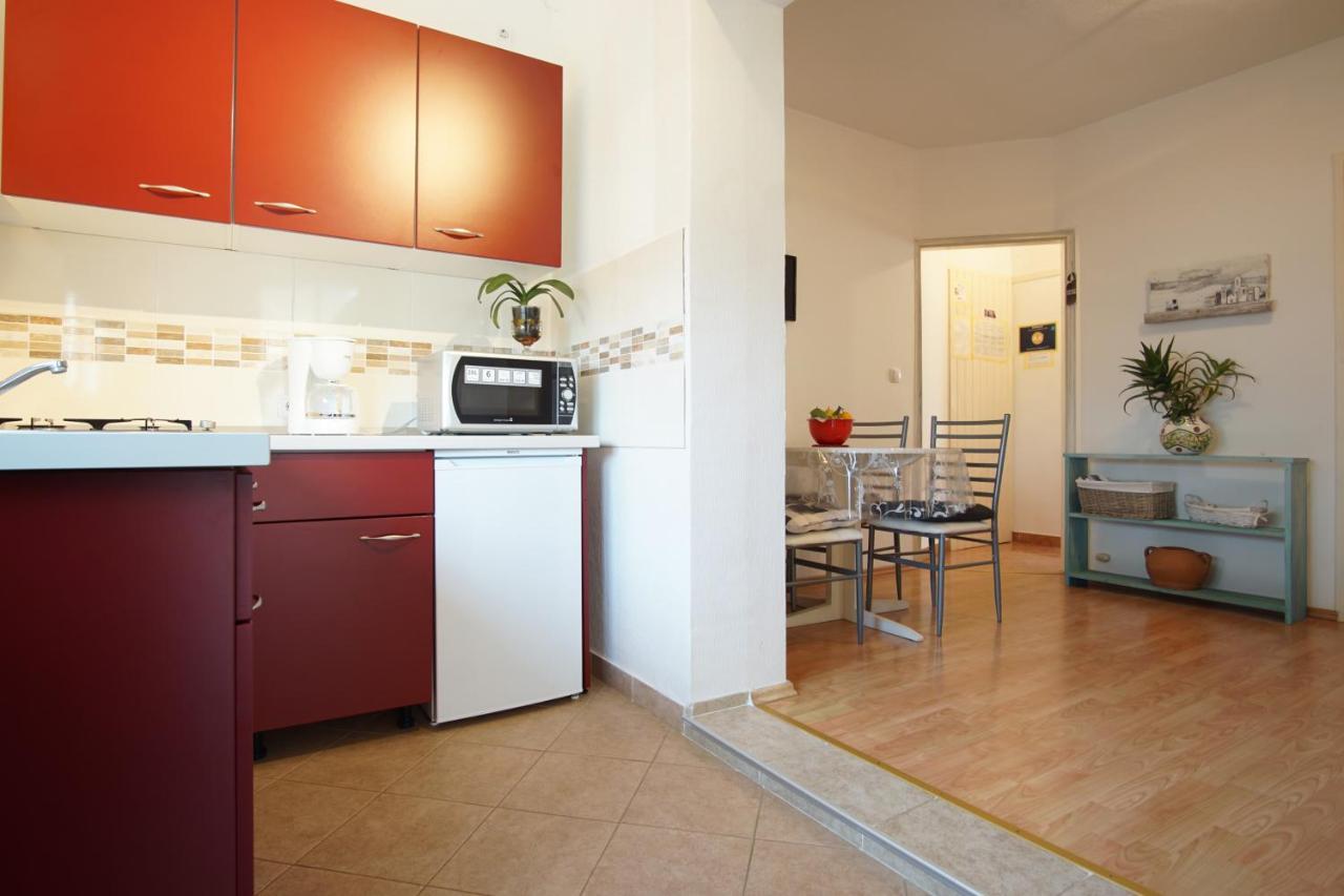 Apartments And Room Markovic Rovinjsko Selo Dış mekan fotoğraf