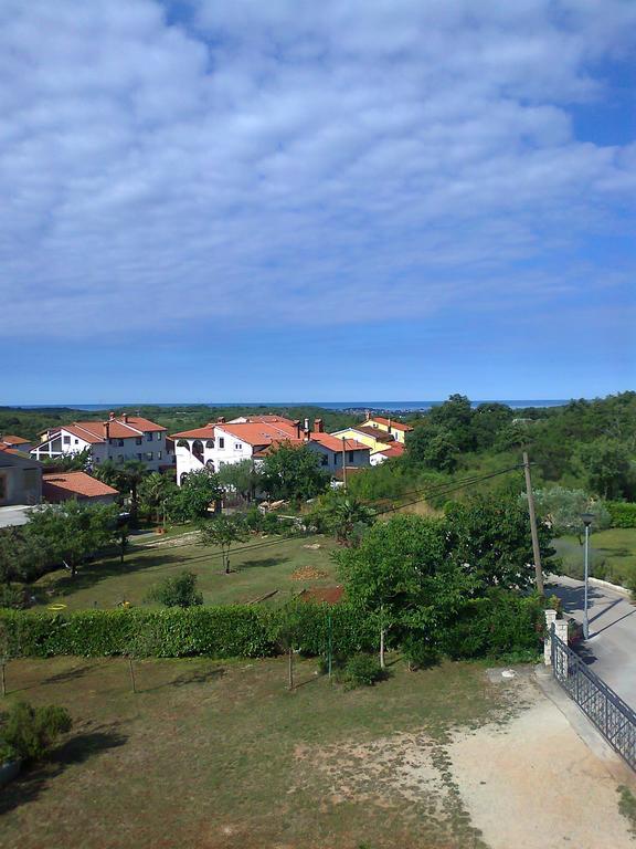 Apartments And Room Markovic Rovinjsko Selo Oda fotoğraf